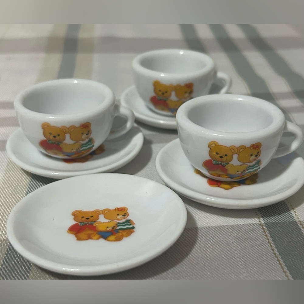 Vintage Kids Bear Tea Set - Picture 4 of 5